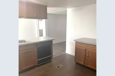 2875 N Hill Field Rd #195, Layton, UT 84041 - Photo 11