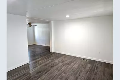 2875 N Hill Field Rd #195, Layton, UT 84041 - Photo 5