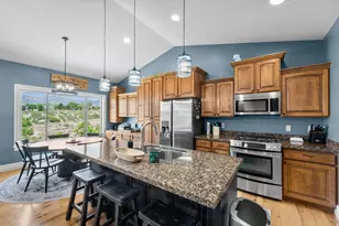 1445 E Chateau Ridge Way, Sandy, UT 84092 - Photo 11