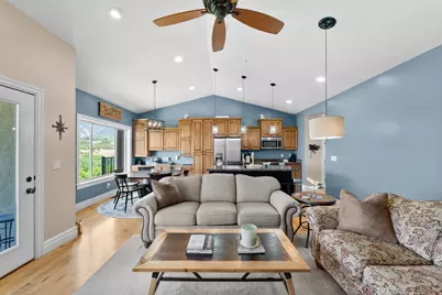 1445 E Chateau Ridge Way, Sandy, UT 84092 - Photo 3