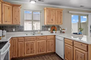 781 N Blackhorse Dr E, Spanish Fork, UT 84660 - Photo 11