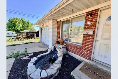 478 N 200 W, Clearfield, UT 84015 - Photo 3