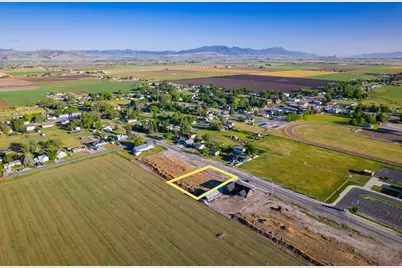 68 E 200 S #3, Lewiston, UT 84320 - Photo 5