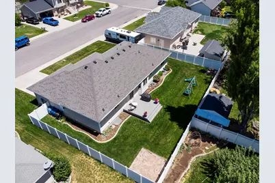 1722 E 410 S, Spanish Fork, UT 84660 - Photo 11