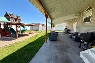 631 E 600 N, Roosevelt, UT 84066 - Photo 21