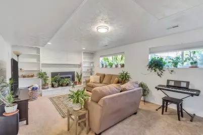 499 E 8575 S, Sandy, UT 84070 - Photo 23