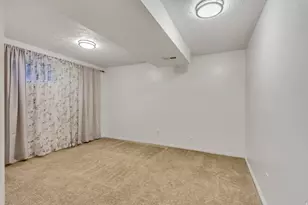499 E 8575 S, Sandy, UT 84070 - Photo 27