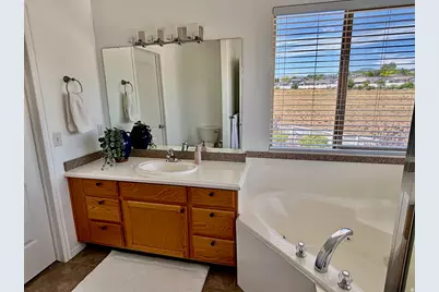 6712 S Early Dawn Dr, West Jordan, UT 84081 - Photo 29