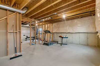 8 S Cherry Wood Ln, Midvale, UT 84047 - Photo 31