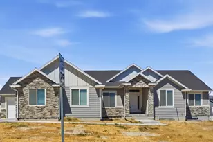 8 S Cherry Wood Ln, Grantsville, UT 84029 - Photo 3