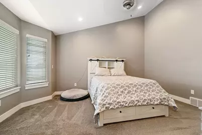 8 S Cherry Wood Ln, Midvale, UT 84047 - Photo 21
