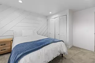1085 E Sego Lily Dr S, Sandy, UT 84094 - Photo 49