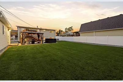 1085 E Sego Lily Dr S, Sandy, UT 84094 - Photo 9