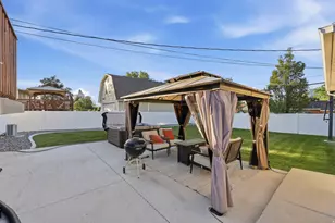 1085 E Sego Lily Dr S, Sandy, UT 84094 - Photo 41