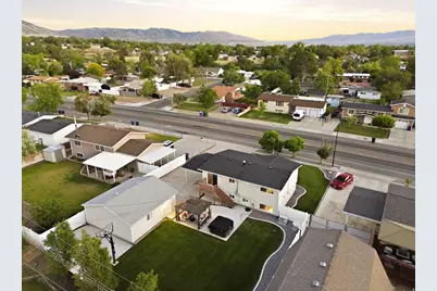 1085 E Sego Lily Dr S, Sandy, UT 84094 - Photo 65