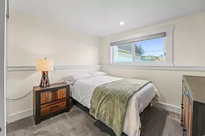 1085 E Sego Lily Dr S, Sandy, UT 84094 - Photo 53