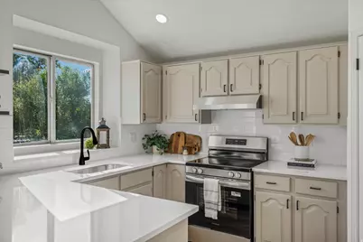 4967 S 3450 W, Roy, UT 84067 - Photo 29