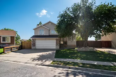 4967 S 3450 W, Roy, UT 84067 - Photo 3