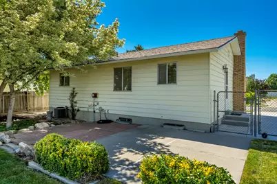 2352 W 7680 S, West Jordan, UT 84084 - Photo 37