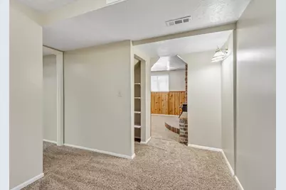 2352 W 7680 S, West Jordan, UT 84084 - Photo 27