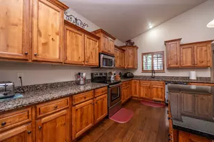 4441 Haven Creek Rd, West Haven, UT 84401 - Photo 11