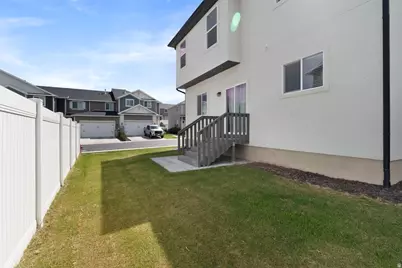 4887 E Breezy Patch Rd, Eagle Mountain, UT 84005 - Photo 25