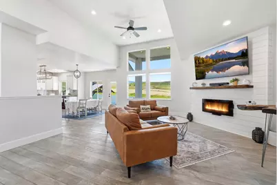 1222 E 300 S, Smithfield, UT 84335 - Photo 9