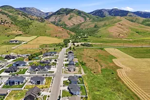 1222 E 300 S, Smithfield, UT 84335 - Photo 59