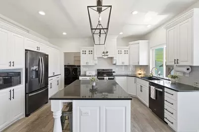 1222 E 300 S, Smithfield, UT 84335 - Photo 13