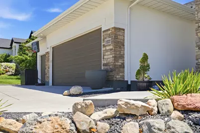 1222 E 300 S, Smithfield, UT 84335 - Photo 5