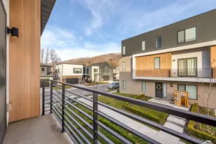 493 W 620 N, Centerville, UT 84014 - Photo 3