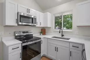 794 N 250 W, American Fork, UT 84003 - Photo 9