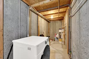 10238 S Snow Iris Way E, Sandy, UT 84092 - Photo 39