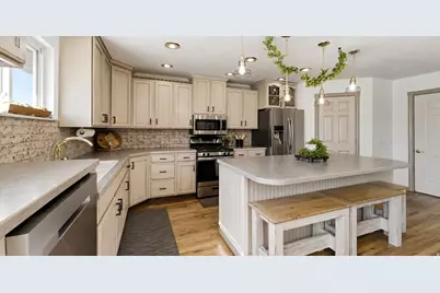 2058 N 3900 W, Plain City, UT 84404 - Photo 5