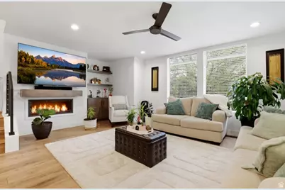 560 E 7215 S, Midvale, UT 84047 - Photo 3