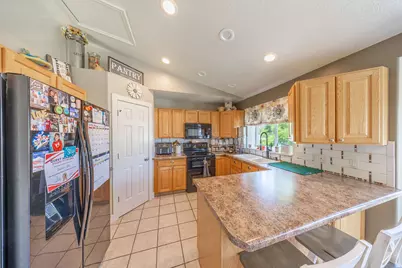 2626 W 3900 S, Roy, UT 84067 - Photo 11