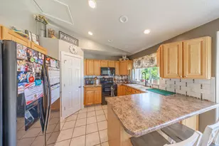 2626 W 3900 S, Roy, UT 84067 - Photo 11