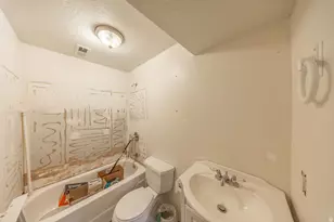 2626 W 3900 S, Roy, UT 84067 - Photo 25