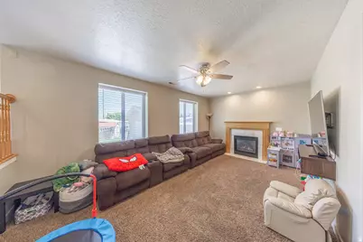 2626 W 3900 S, Roy, UT 84067 - Photo 21