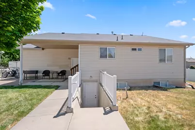 1364 S 1700 W, Syracuse, UT 84075 - Photo 37