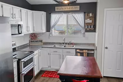 1364 S 1700 W, Syracuse, UT 84075 - Photo 11