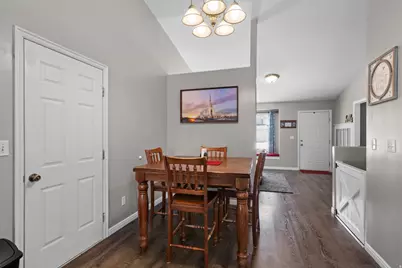 1364 S 1700 W, Syracuse, UT 84075 - Photo 9