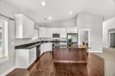 1469 N 250 E, Brigham City, UT 84302 - Photo 5