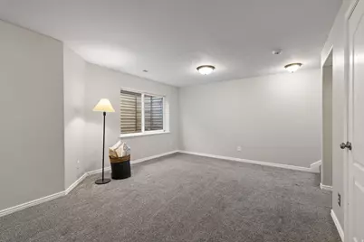 72 N 380 W, Orem, UT 84057 - Photo 33