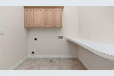 7471 S Greenwood Village Dr E, Midvale, UT 84047 - Photo 15