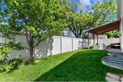 7471 S Greenwood Village Dr E, Midvale, UT 84047 - Photo 23