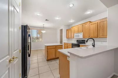 3309 E Willow Dr, Washington, UT 84780 - Photo 9