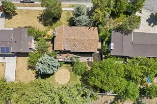 8938 S Manchester Ln, Sandy, UT 84093 - Photo 43