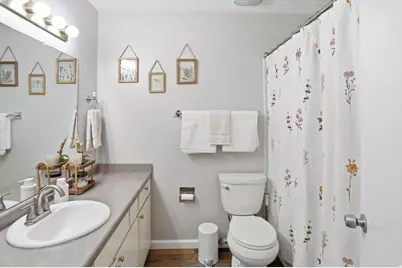 8938 S Manchester Ln, Sandy, UT 84093 - Photo 33
