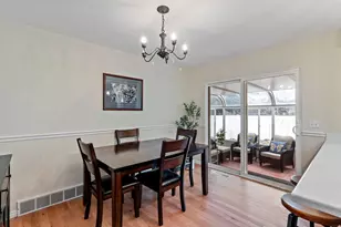 6191 S Rainsborough Rd, Murray, UT 84121 - Photo 9